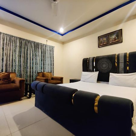 Luxury Guest Rooms Равалпинди Экстерьер фото